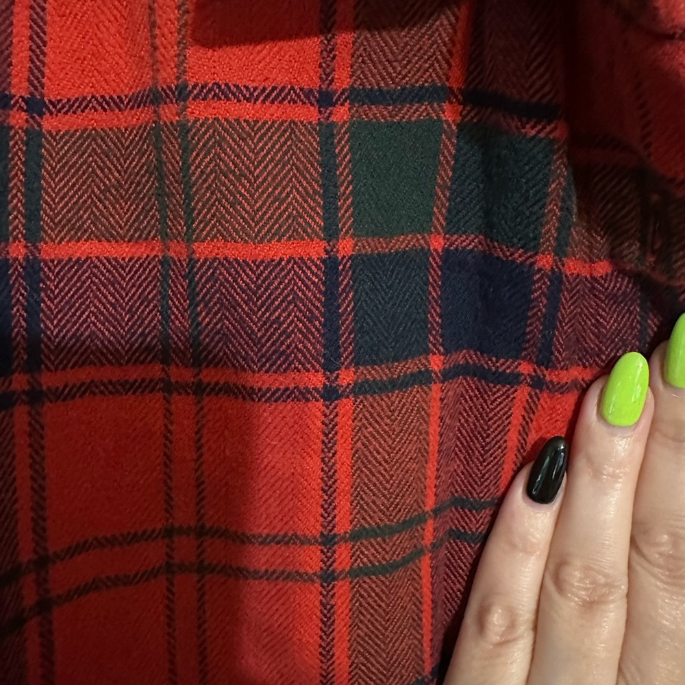 Eddie Bauer Red Gree Black Plaid Shirt - Picture 4 of 5